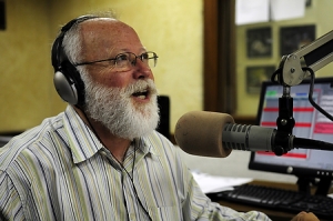 Jack Pattie does his daily 6 a.m. to 10 a.m. show in the WVLK-AM studios. On Aug. 27, Pattie will celebrate his 35th year on the radio in Lexington with a remote broadcast from the Red Mile that listeners are invited to attend. Photo by Tom Eblen | teblen@herald-leader.com